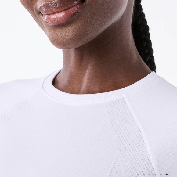 NWT Figs White Salta Seamless Cropped Long Sleeve Underscrub - Picture 6 of 8